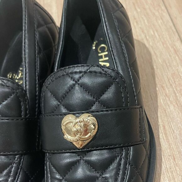 Chanel loafers. Size 5. - Picture 3 of 6